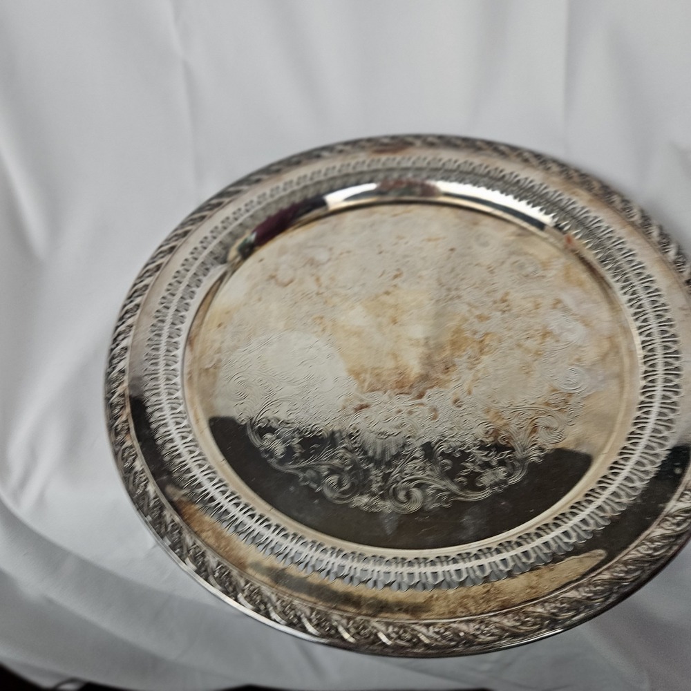 Vintage Wm Rogers & Son Spring Flower 2070/10" Silver Plate Serving Tray